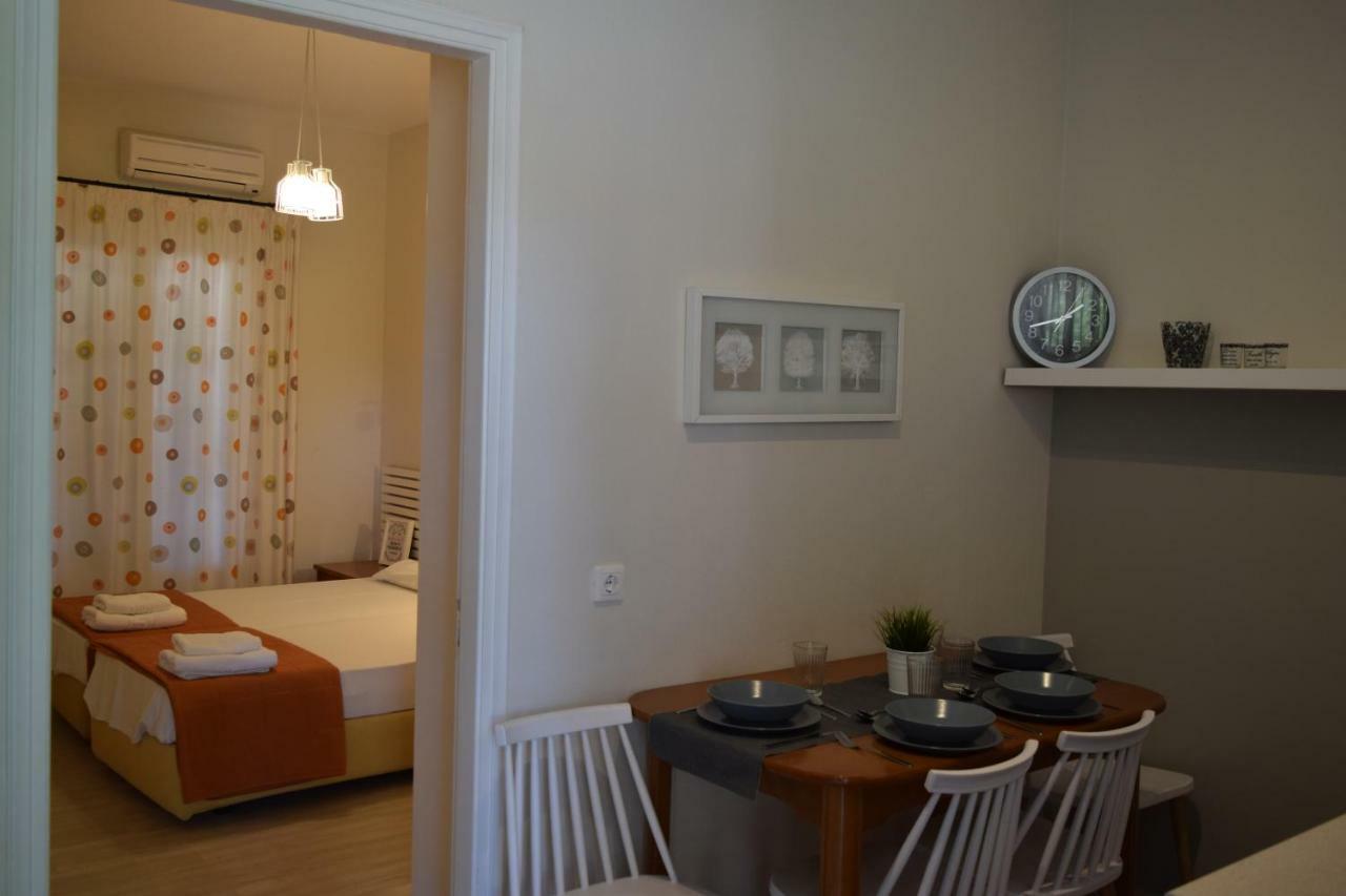 Marini Apartments Moraitika Extérieur photo